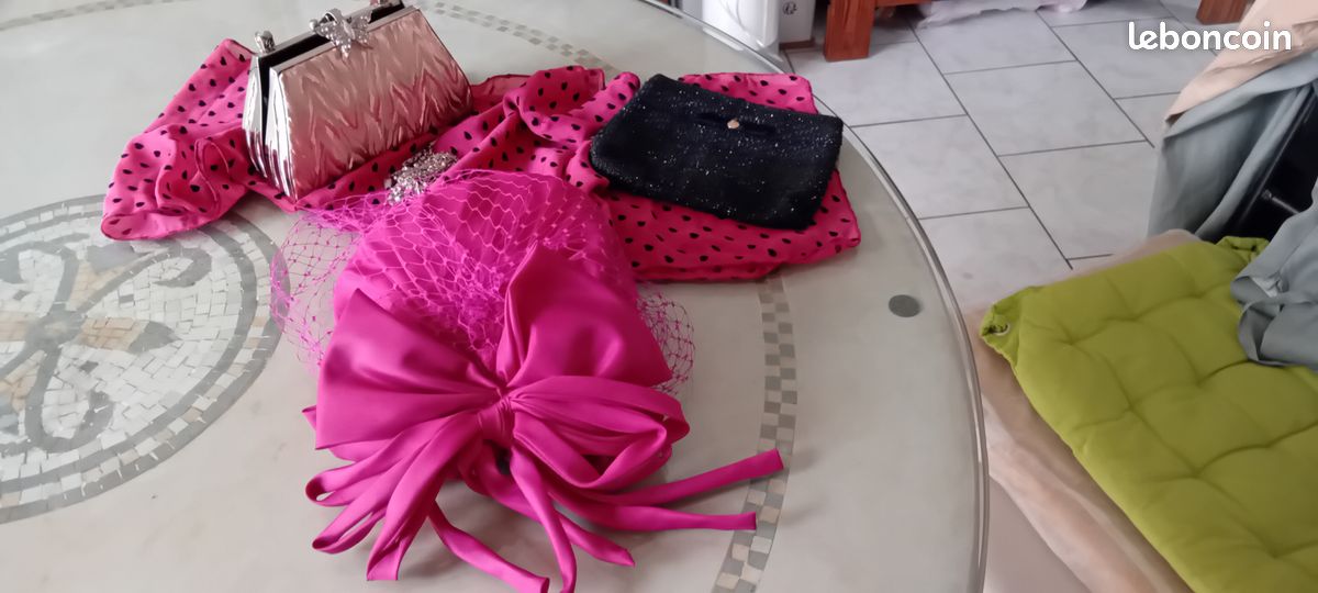 Ensemble chapeau et pochette pour mariage. (Femme) (image 4)