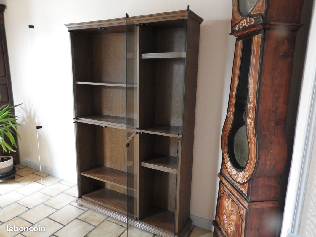 Vitrine (image 2)