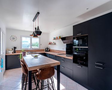 Maison 575 000 € - 198 m²