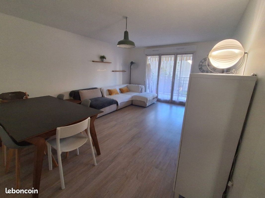 Appartement 4 pièces 82 m² · à Villeurbanne · 82 m² · 1 240 €/mois