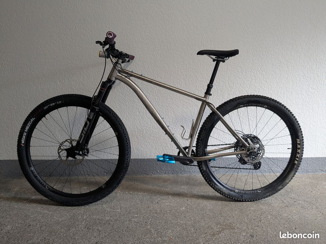 VTT Titane Revel Bikes El Jefe semi-rigide/hard tail Vélos