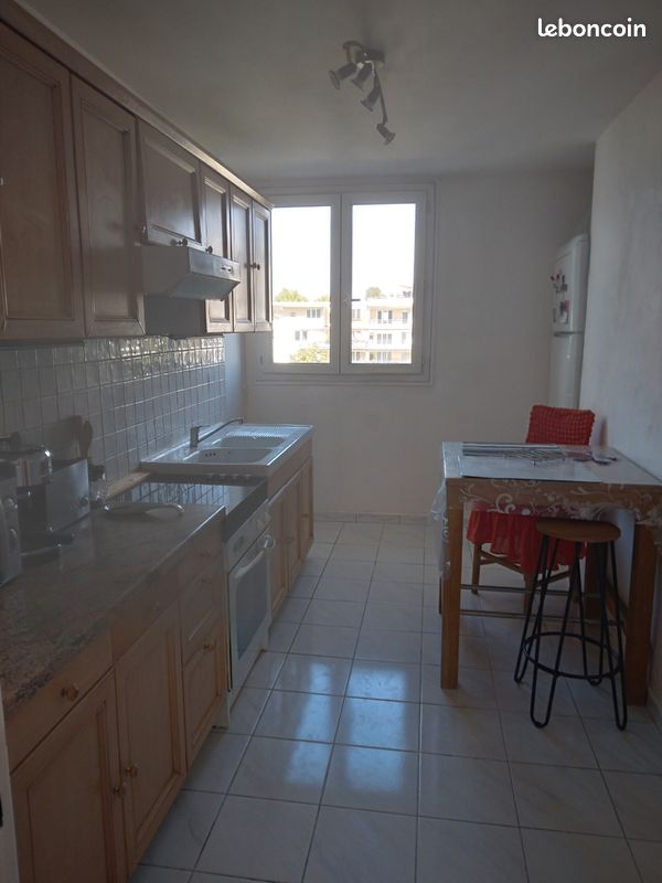 Appartement 4 pièces 70 m² · à Échirolles · 70 m² · 130 000 €