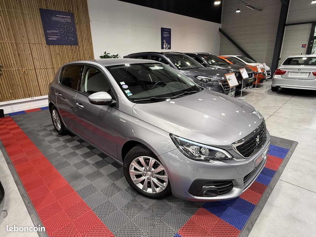 Peugeot 308 1.2 puretech 110 style start-stop (image 5)
