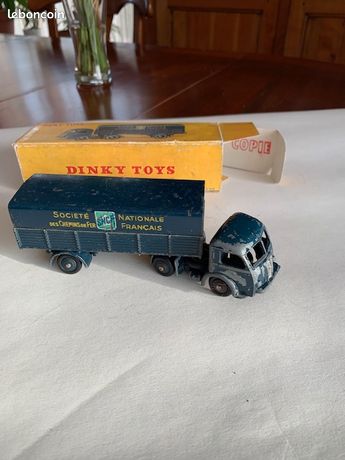 Remorque Bâchée Dinky Toys France 4 Roues Réf.70 - échelle 1/43 - état Vintage