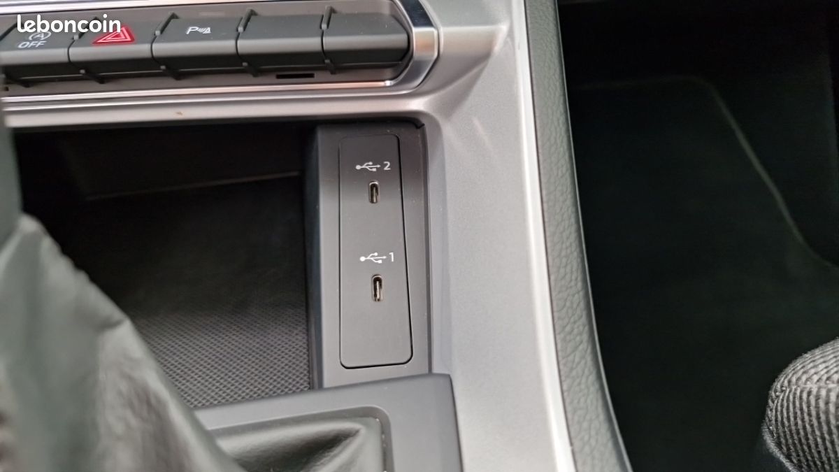 Audi Q3 35 TFSI 150 CH S tronic 7 BUSINESS LINE (image 20)