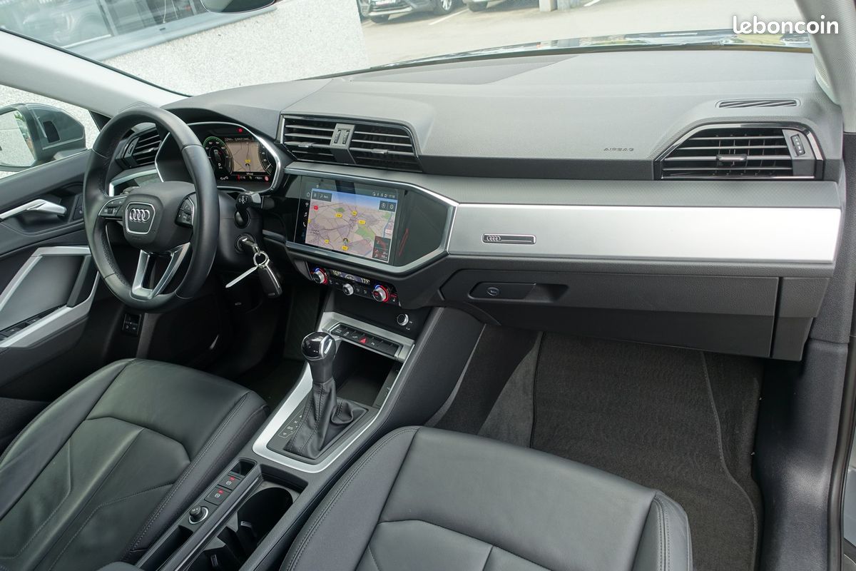 Q3 45 Tfsi e S-Tronic 245ch Hybride Rechargeable Virtual cockpit/Cuir chauffants/Gps Europe/Caméra/Carplay/Hayon électrique/1*Main/Garantie 12 mois (image 5)