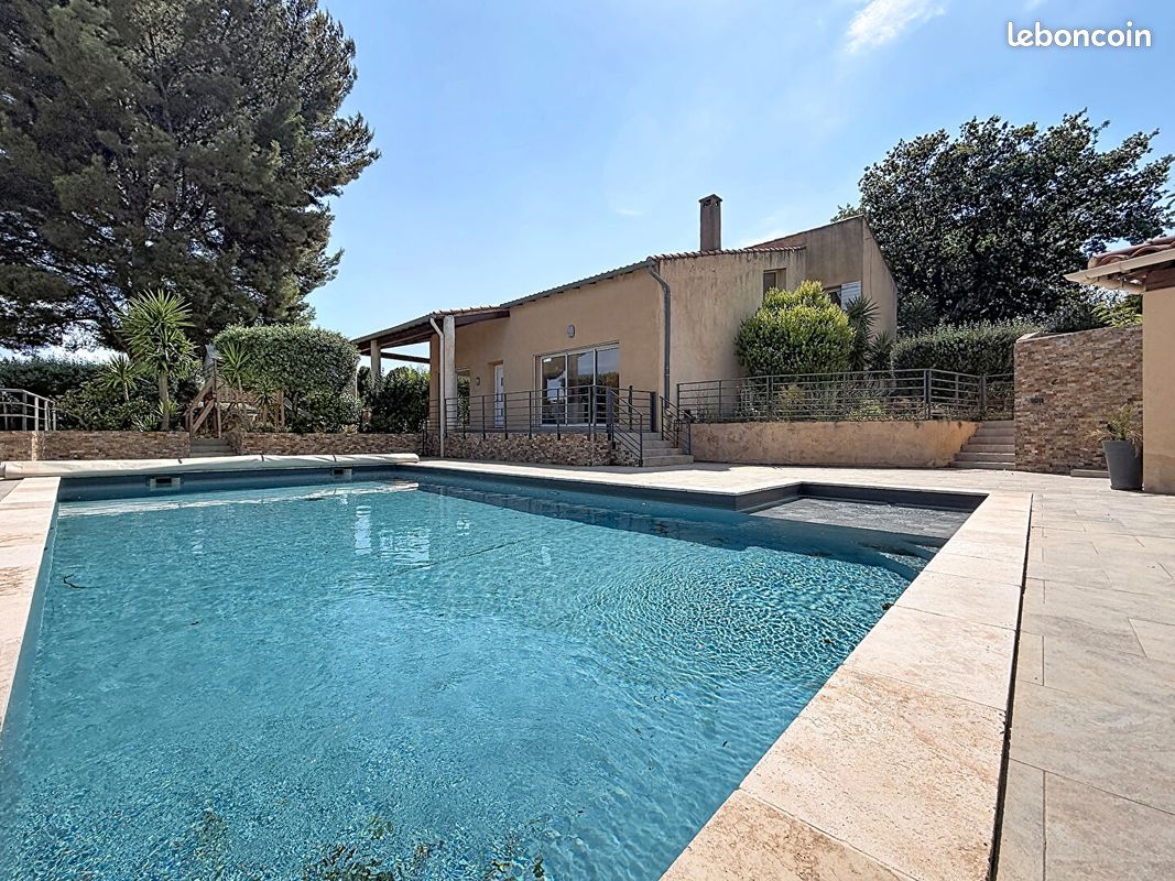 Maison 6 pièces 200 m² · à Aubagne · 200 m² · 689 000 €