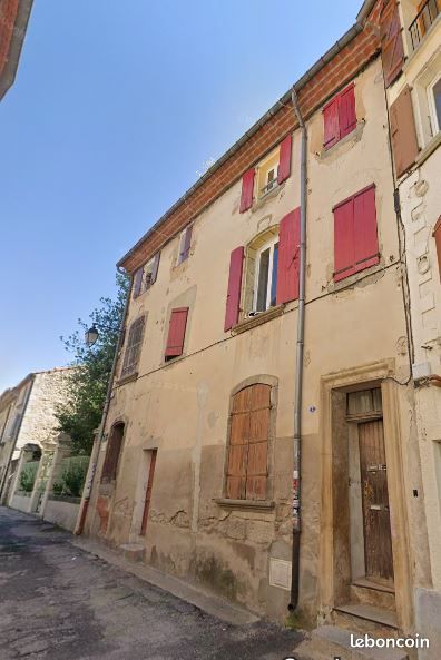 Immeuble 260 m² · à Saint-Laurent-de-Cerdans · 260 m² · 170 000 €