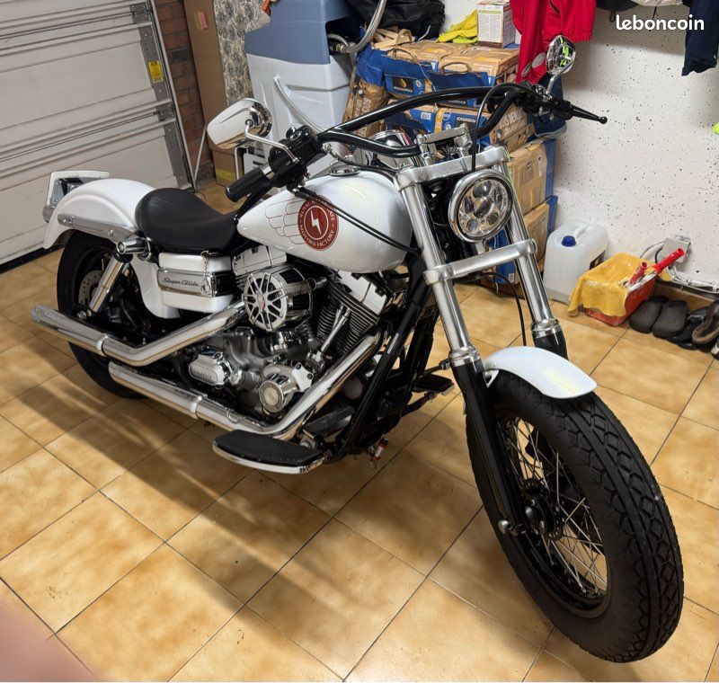 Dyna Super Glide (image 1)