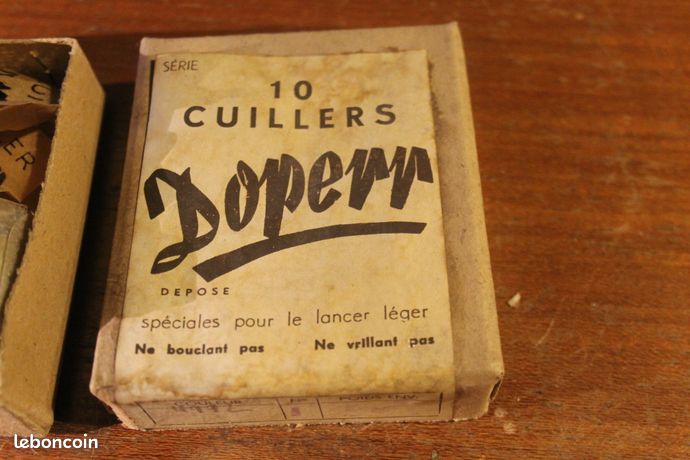 Ancienne Boîte De Cuillers VOGUE-LUXOR Pour Lancer Léger - Contient 6 Cuillers - Occasion