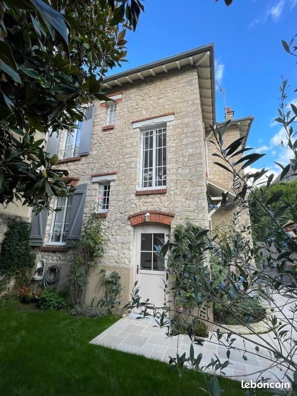 Maison 4 pièces 103 m² · à Fontainebleau · 103 m² · 795 000 €