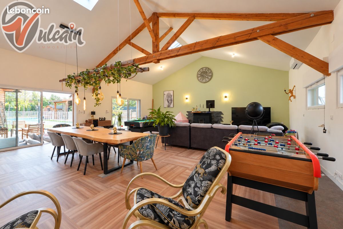 Maison 5 pièces 209 m² · à Pont-du-Château · 209 m² · 499 000 €