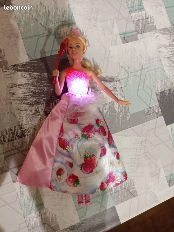 Barbie Dreamtopia Princesse Bonbons Sons et lumières Jeux Jouets