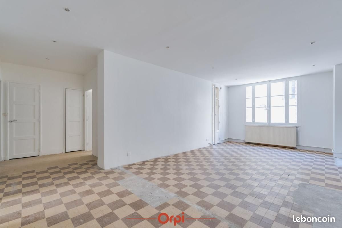 Appartement 4 pièces 94 m² · à Marseille · 94 m² · 257 000 €