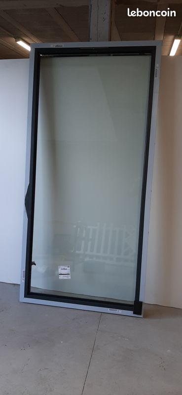 Fenêtre fixe et fenêtre oscillo battante aluminium (image 1)