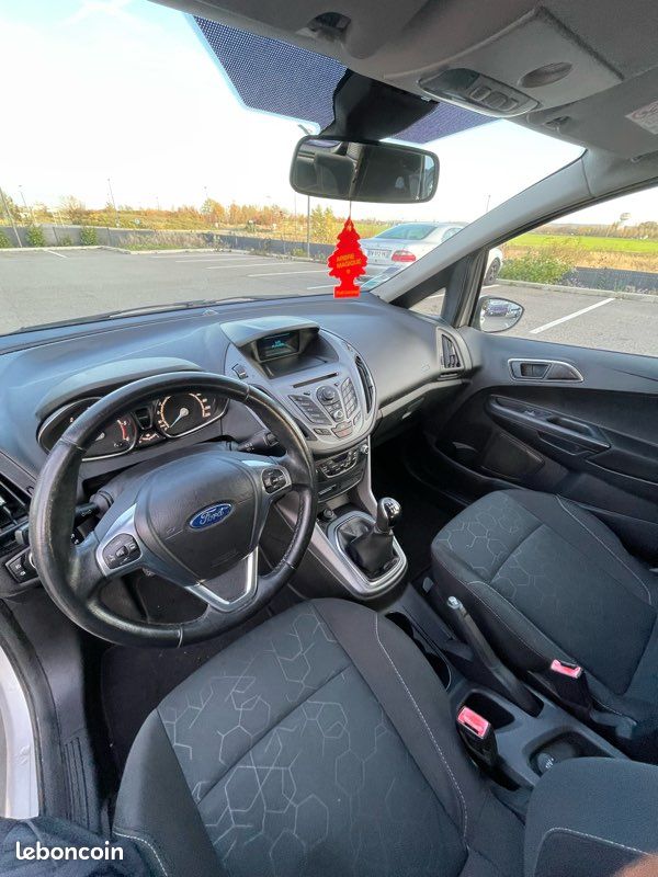 Ford b max (image 2)