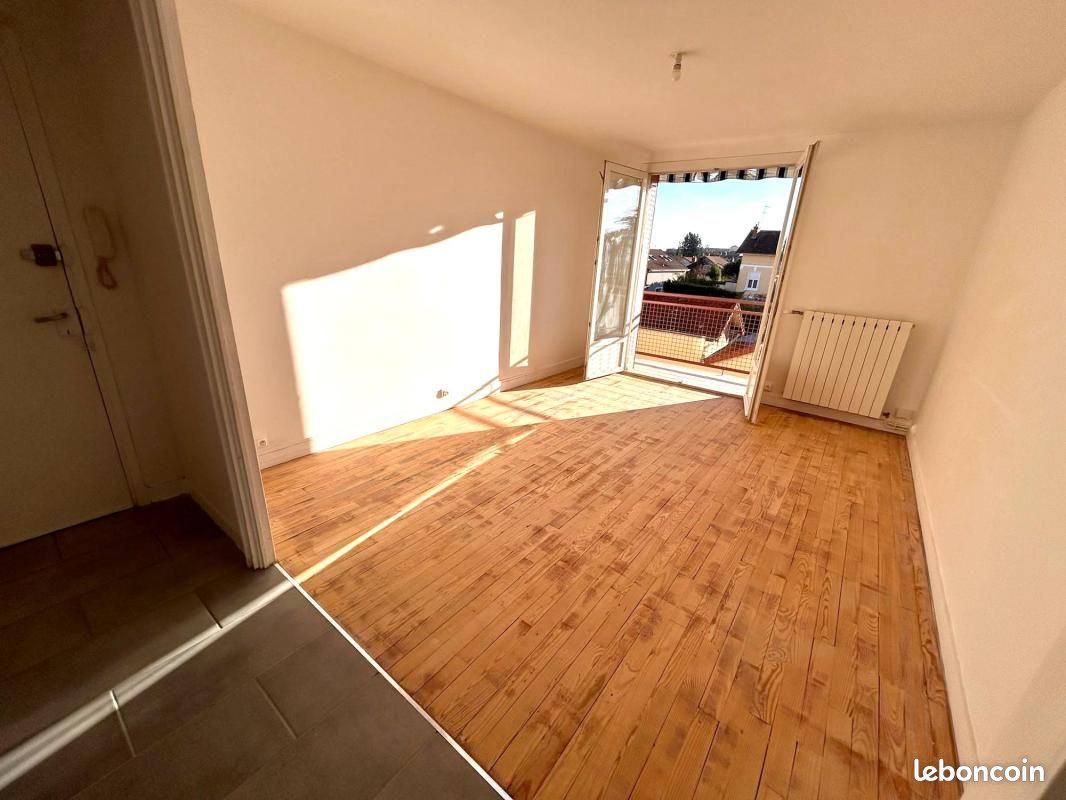 Appartement 3 pièces 52 m² · à Roanne · 52 m² · 75 000 €