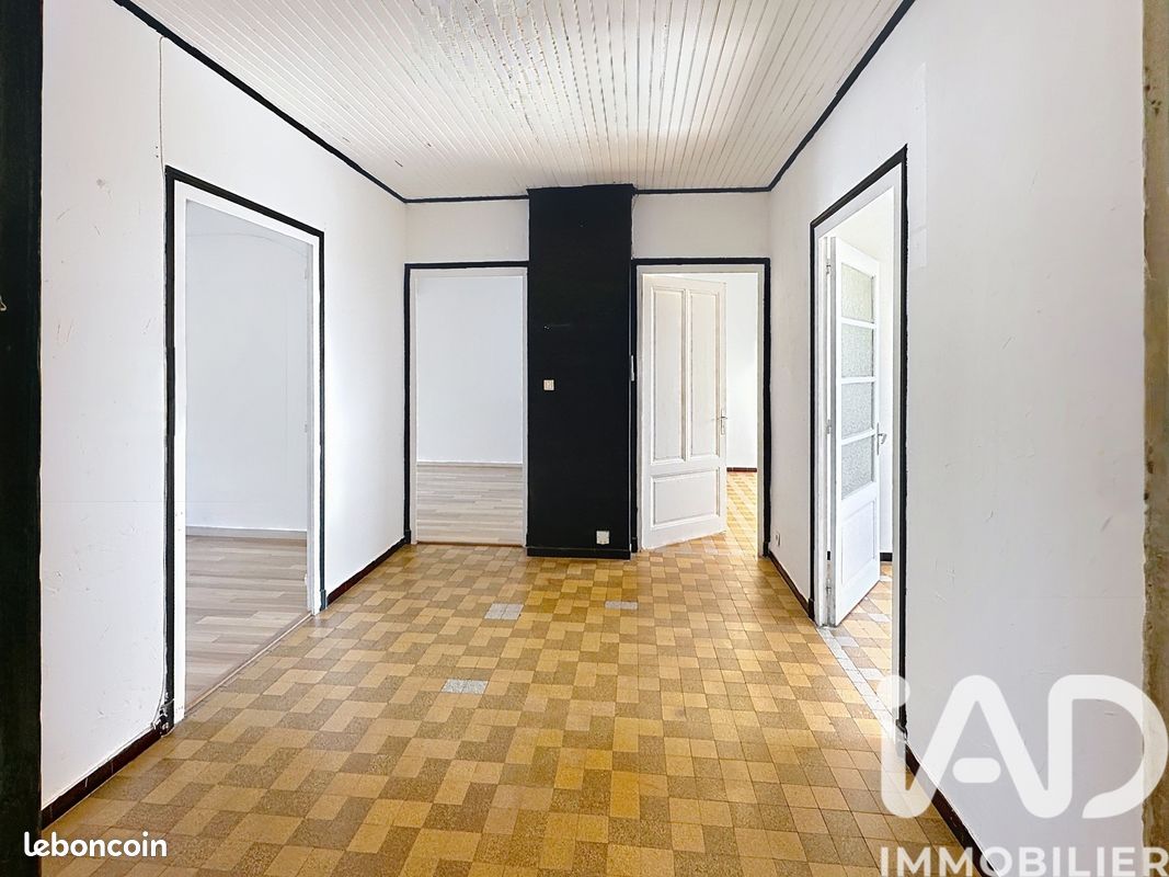 Appartement 4 pièces 83 m² · à Rognac · 83 m² · 185 000 €