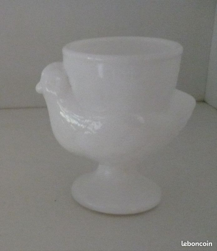 Coquetier "poule" opaline? Verre? Ancien (image 1)