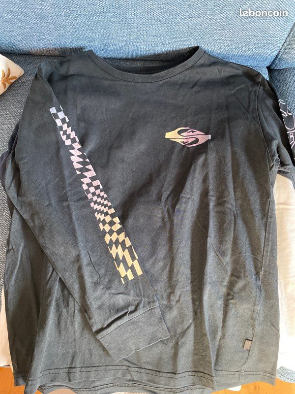 Lot de vêtements garçons 12 ans (image 5)