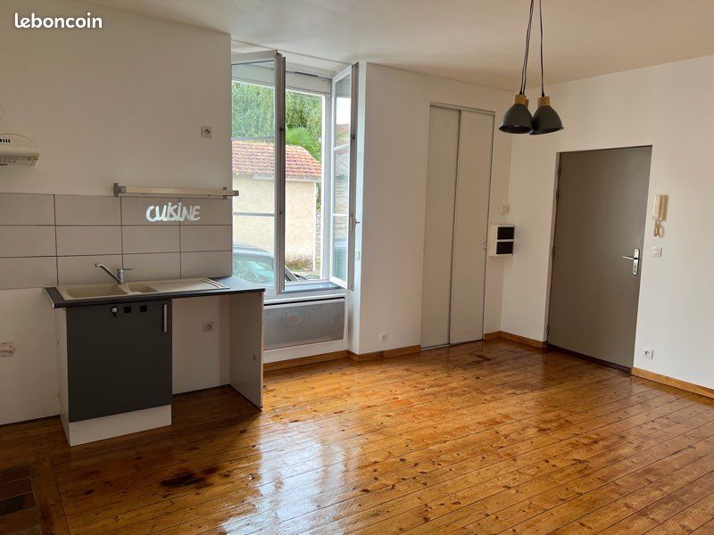 Appartement 2 pièces 43 m² · à Montmorillon · 43 m² · 420 €/mois
