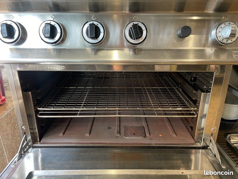 Piano de cuisson gaz professionnel (image 2)