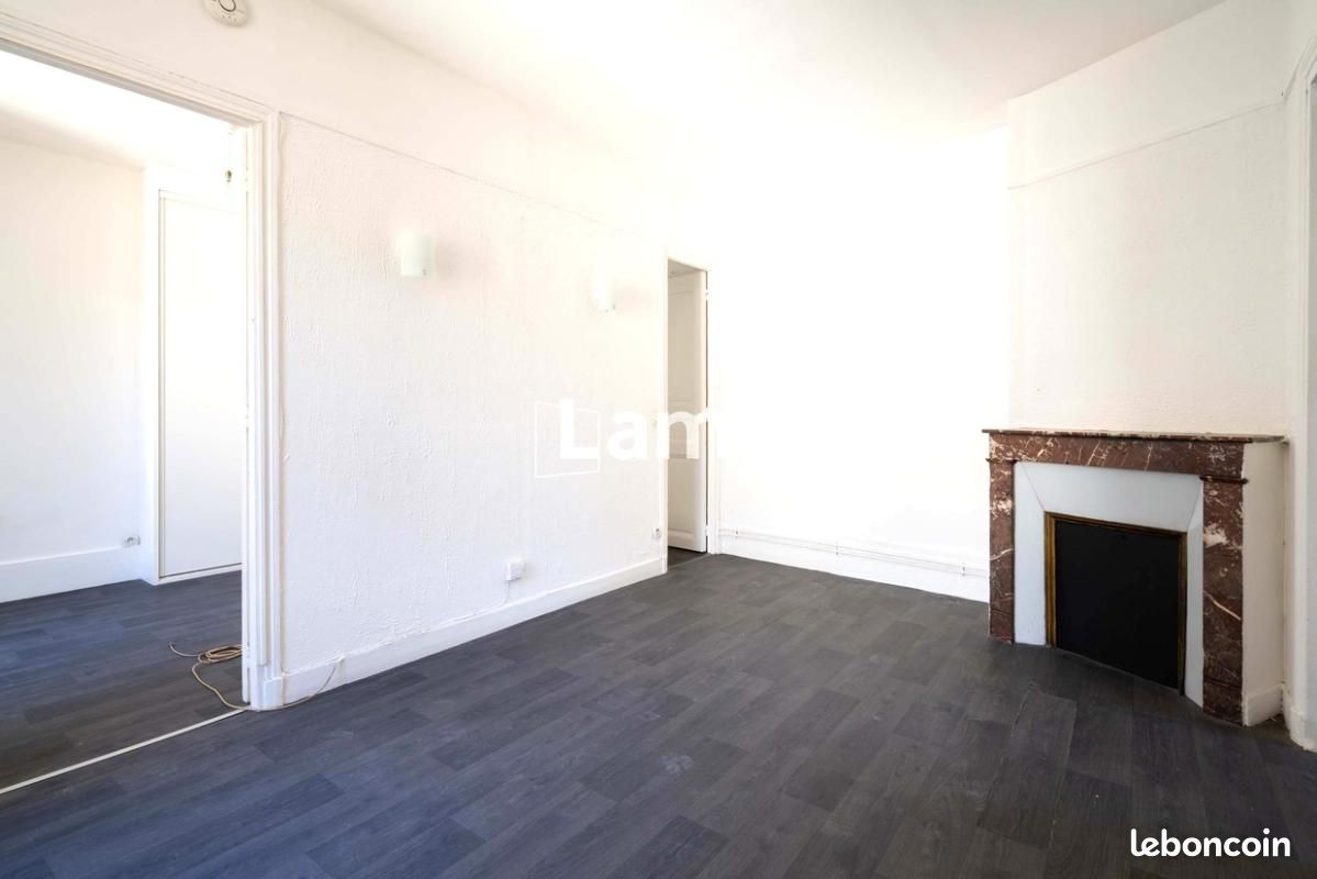 Appartement 2 pièces 33 m² · à Charenton-le-Pont · 33 m² · 235 000 €