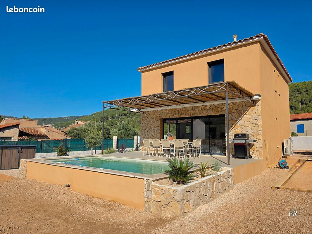 Maison 4 pièces 114 m² · à Cuges-les-Pins · 114 m² · 599 000 €