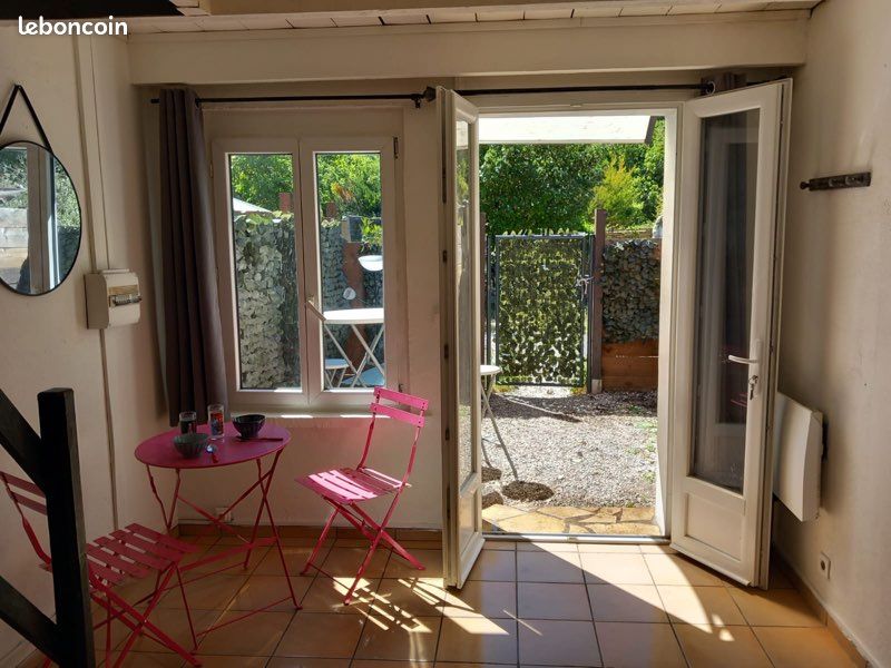 Appartement 2 pièces 26 m² · à Montferrat · 26 m² · 550 €/mois