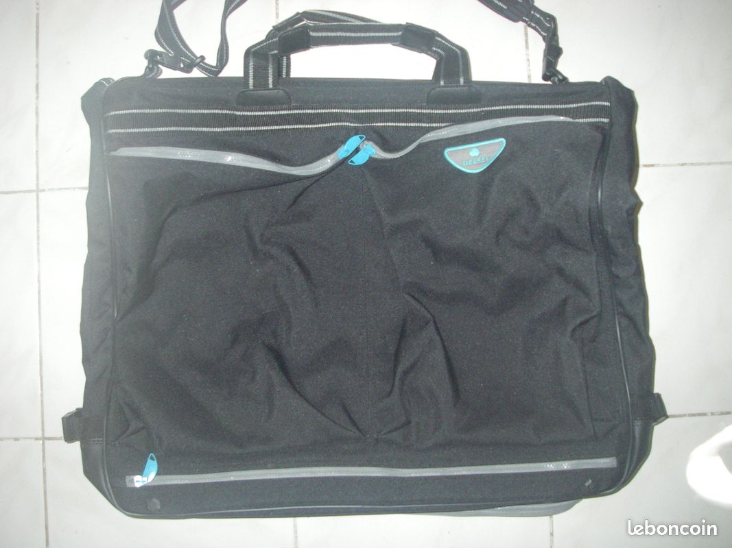 Sac de transport pour habits et costumes DELSEY neuf (image 1)