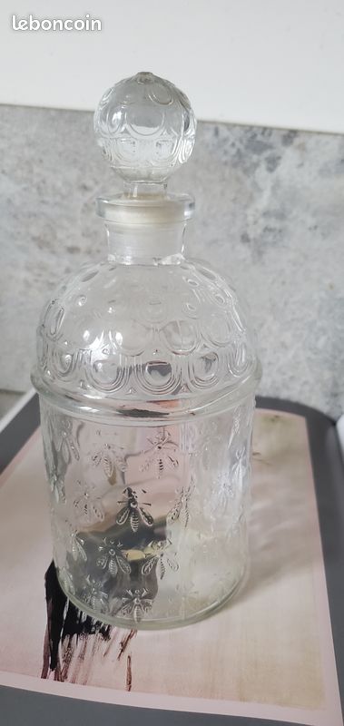Flacon ancien "abeilles" parfum Guerlain, avec bouchage à l'émeri (image 2)