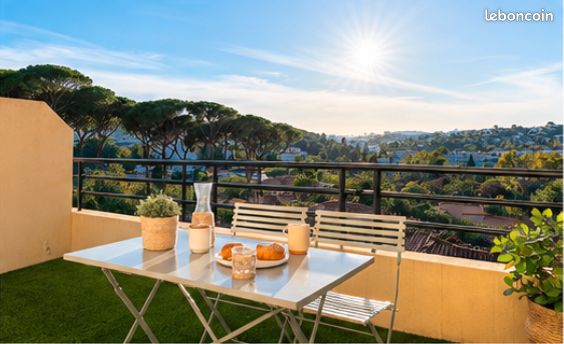 Appartement 3 pièces 65 m² · à Marseille · 65 m² · 2 100 €/mois