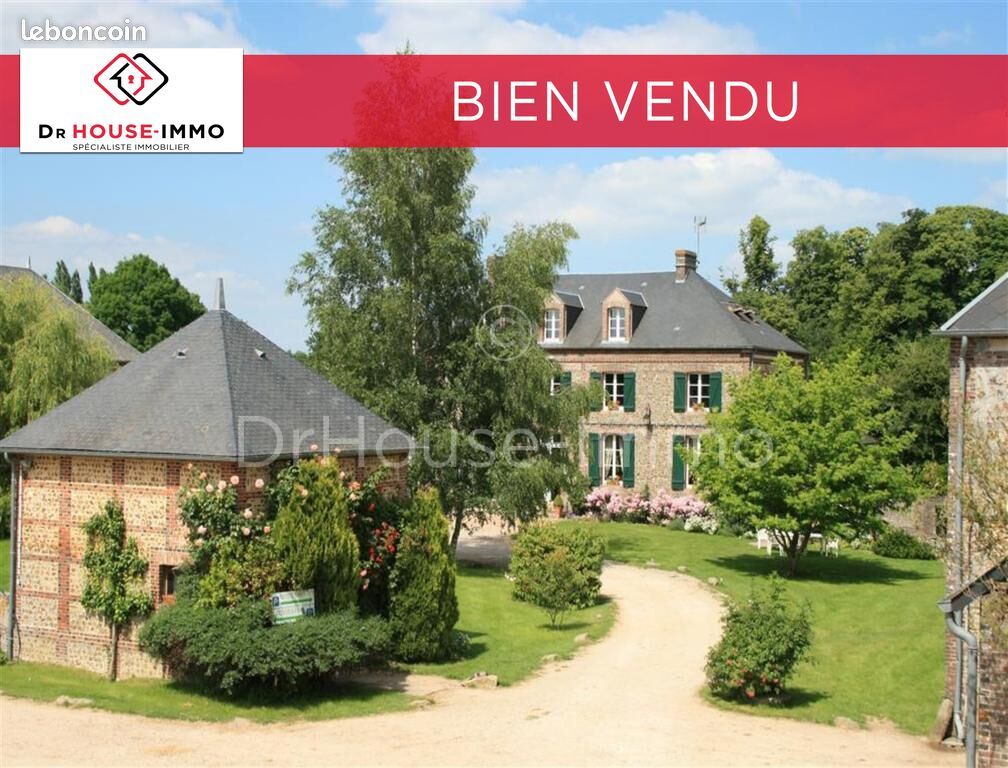 Maison 12 pièces 355 m² · à L'Aigle · 355 m² · 526 750 €