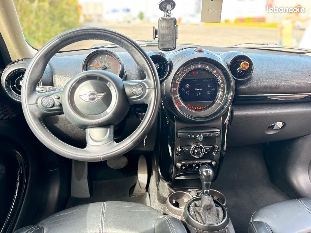 MINI COUNTRYMAN R60 112 ch Cooper D A / 4 PNEUS NEUFS (image 16)