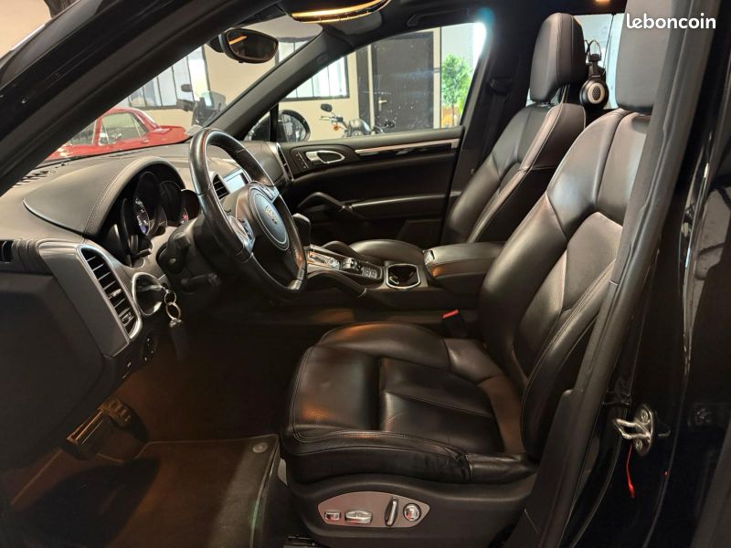 Porsche CAYENNE (958) V6 TIPTRONIC (image 18)