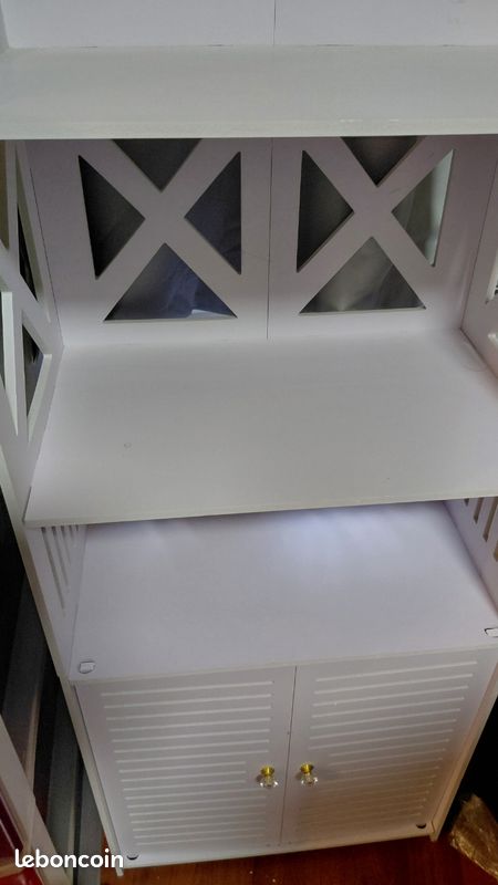 Meuble blanc (image 1)