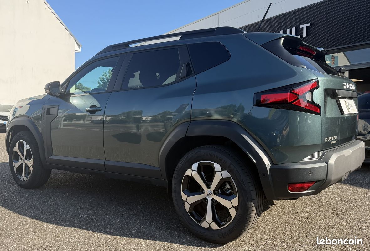 DUSTER III journey hybrid 155 CARPLAY (image 5)
