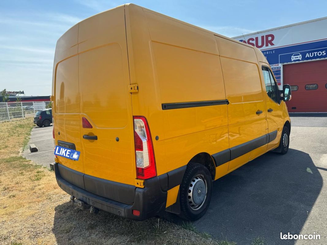 RENAULT MASTER Confort F3500 L2H2 2.3 dCi 145 CV 05/2017 garantie 12 mois (image 3)