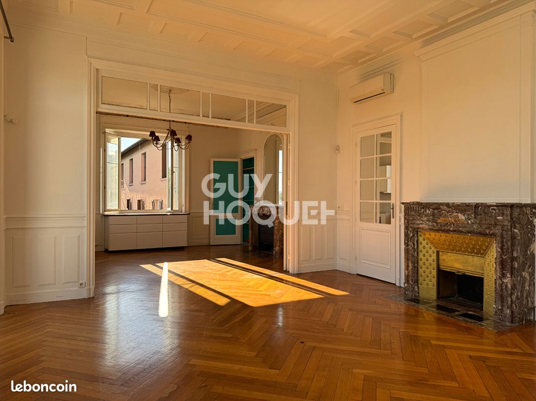 Appartement 5 pièces 138 m² · à Caluire-et-Cuire · 138 m² · 1 885 €/mois