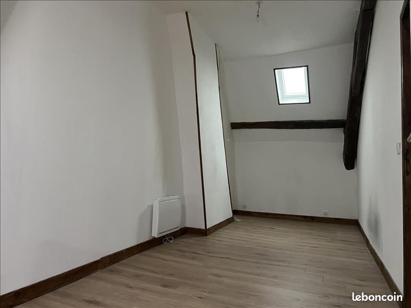 Immeuble 126 m² Saint Amand Montrond (image 7)