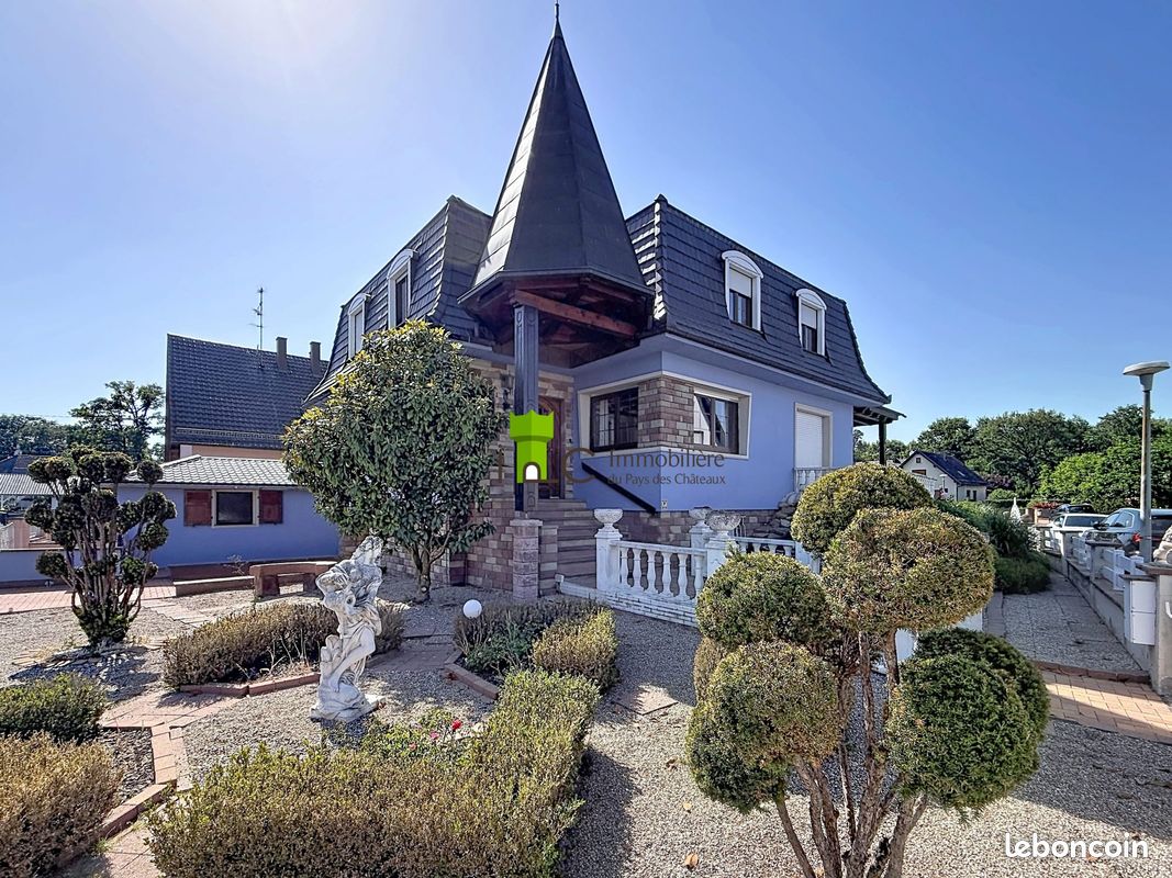 Maison 8 pièces 202 m² (image 1)