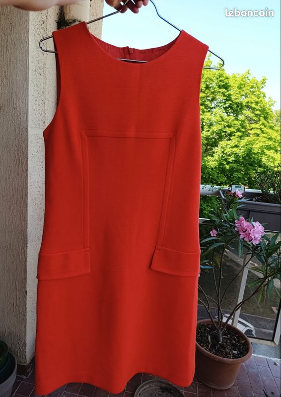 Robe rouge orangé Caroll Vêtements