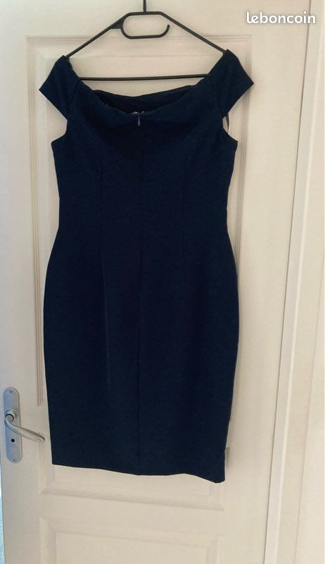 Robe Ralph Lauren bleu marine taille 42 (image 2)
