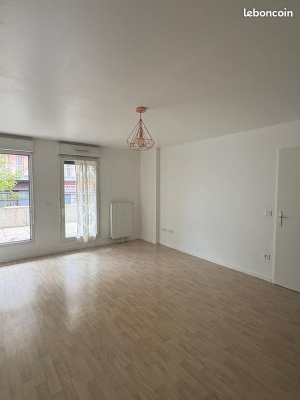 Appartement 2 pièces 48 m² · à Drancy · 48 m² · 950 €/mois