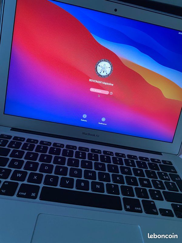 Apple MacBook Air 13.3'' LED 128 Go SSD 8 Go RAM Intel Core i5 bicœur à 1.8 Ghz (2017) (image 3)