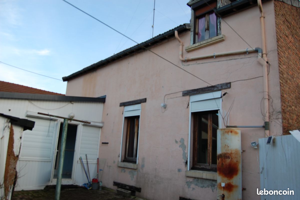 Maison 6 pièces 90 m² · à Chauny · 90 m² · 55 000 €