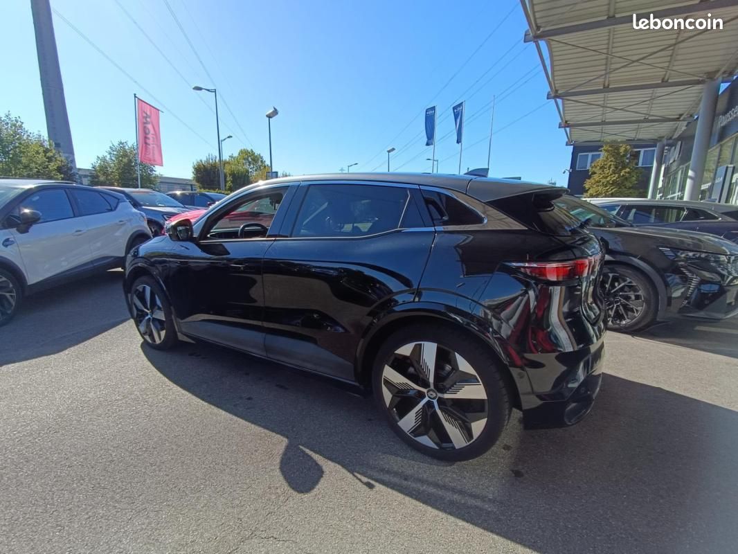 Renault Mégane E-TECH EV60 220 ch optimum charge Iconic (image 6)