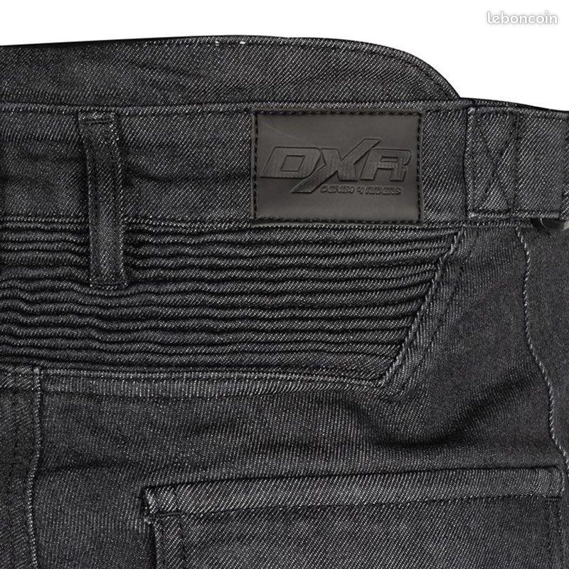 Jean Droit Moto MRDR Noir – Who Decides War, Taille 36, Neuf Avec étiquette