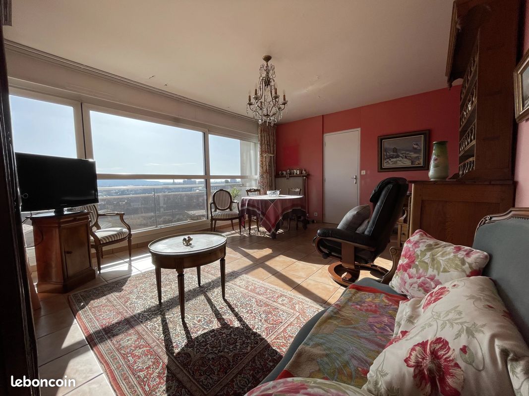 Appartement 3 pièces 75 m² · à Rouen · 75 m² · 125 000 €