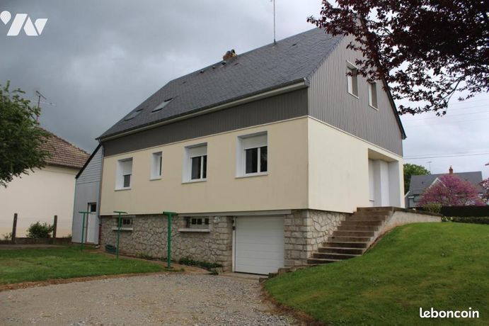 Maison 120 m² COSSE LE VIVIEN